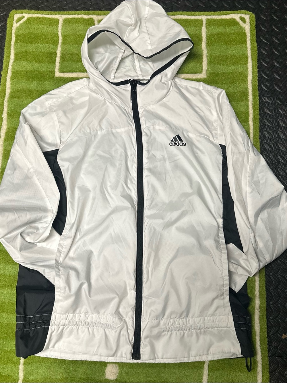 adidas Women's WIND.RDY Logo Running Windbreaker Jacket White Black Size Small